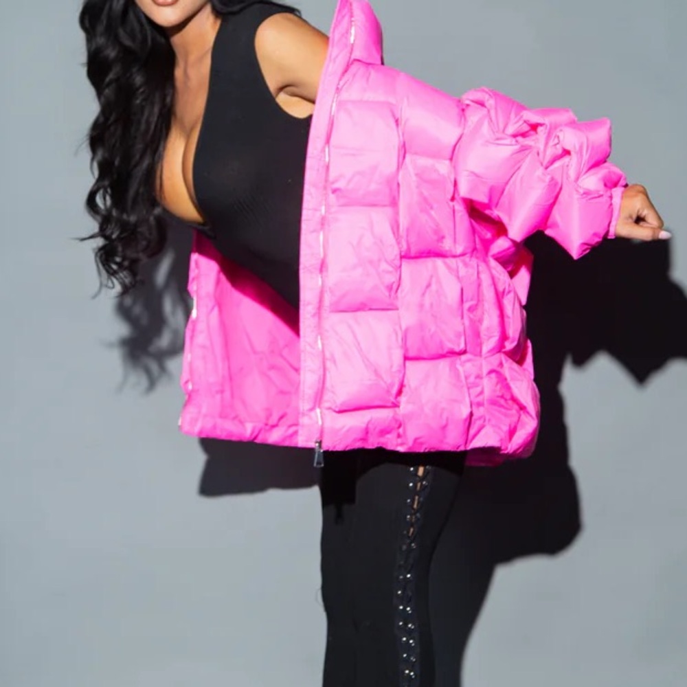 Callie Lives Azalea Wang Puff the Town Pink Weaved Coat XL - Picture 5 of 5